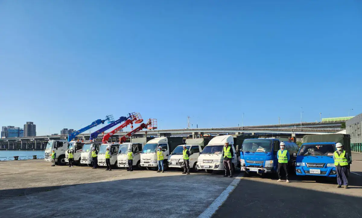 怡仁生態景觀 × 里仁園藝 全體團隊暨車隊